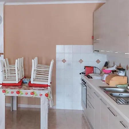 3 Bedroom Stunning In Su Appartement *